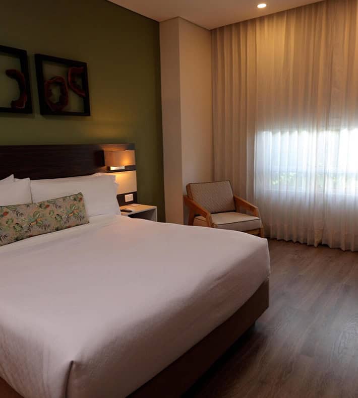 Standard queen room, Hotel Morúa, Yopal, Colombia