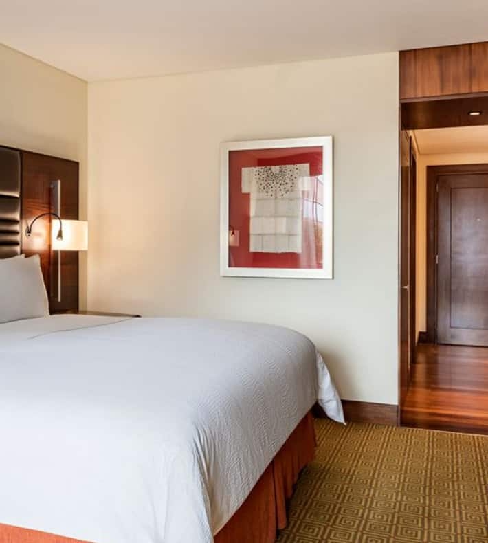 Deluxe Guest Room, JW Marriott Hotel Bogotá, Colombia