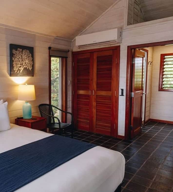 Villa Oceanfront 1 Bedroom, Barefoot Cay Resort, Brick Bay (Roatan), Honduras