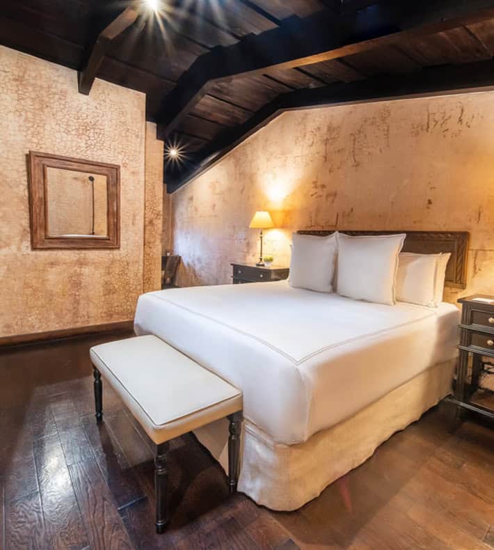 Deluxe King, El Convento Boutique Hotel, Antigua, Guatemala
