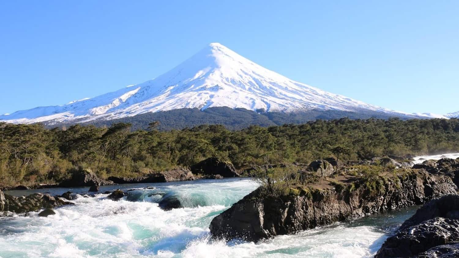 Saltos del petrohué, Puerto Varas, Chile