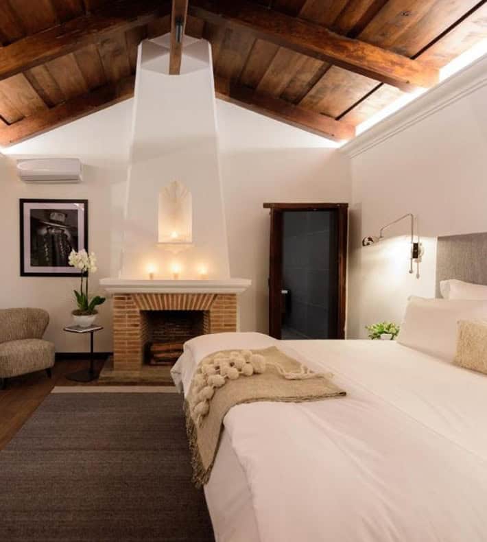 Orquideas - Suite, Villa Las Mil Flores, Antigua, Guatemala