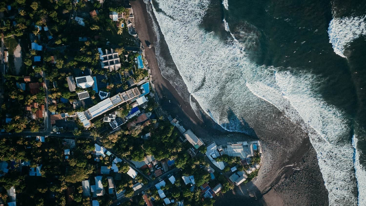 Wave House, El Zonte, El Salvador