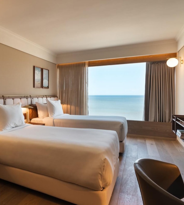 Deluxe Twin Room, Costanero Hotel, Montevideo, Uruguay
