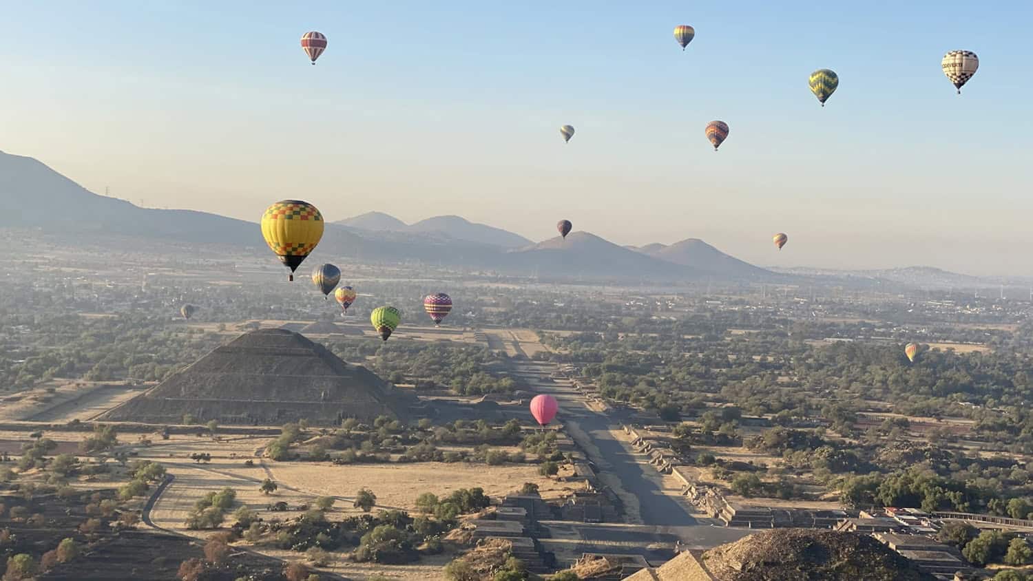 Hot Air Ballon Teotihuacán, Mexico