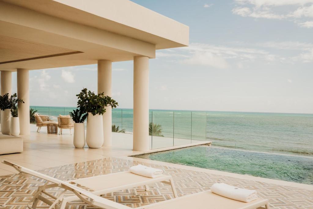 Four Seasons Resort and Residences, Rio Grande, Puerto Rico