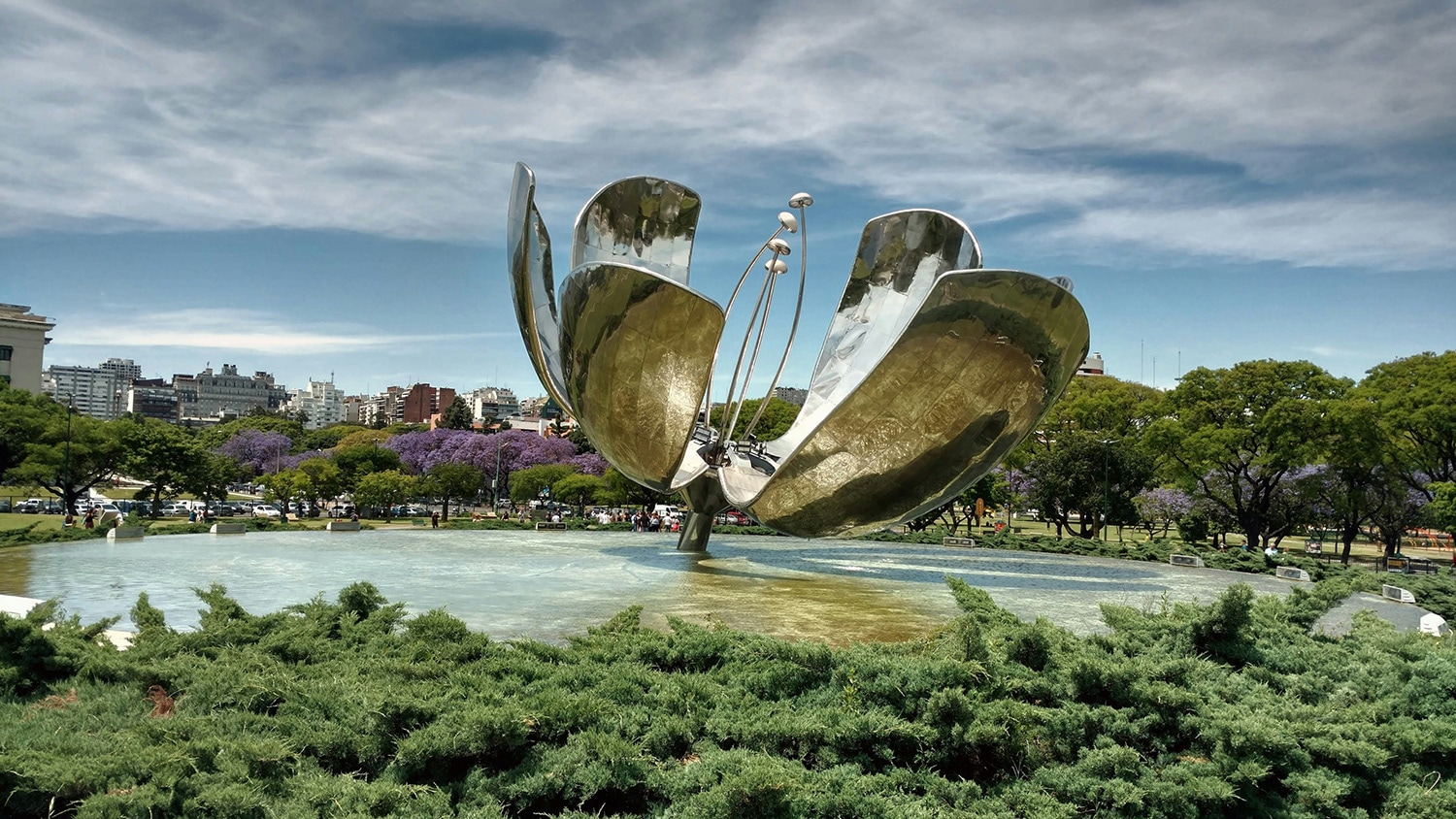 Floralis Genérica, Avenida Presidente Figueroa Alcorta, Buenos Aires, Argentina