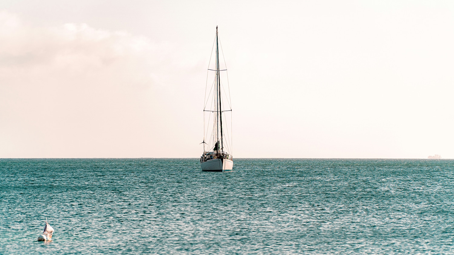 Sailing boat, Utila, Honduras