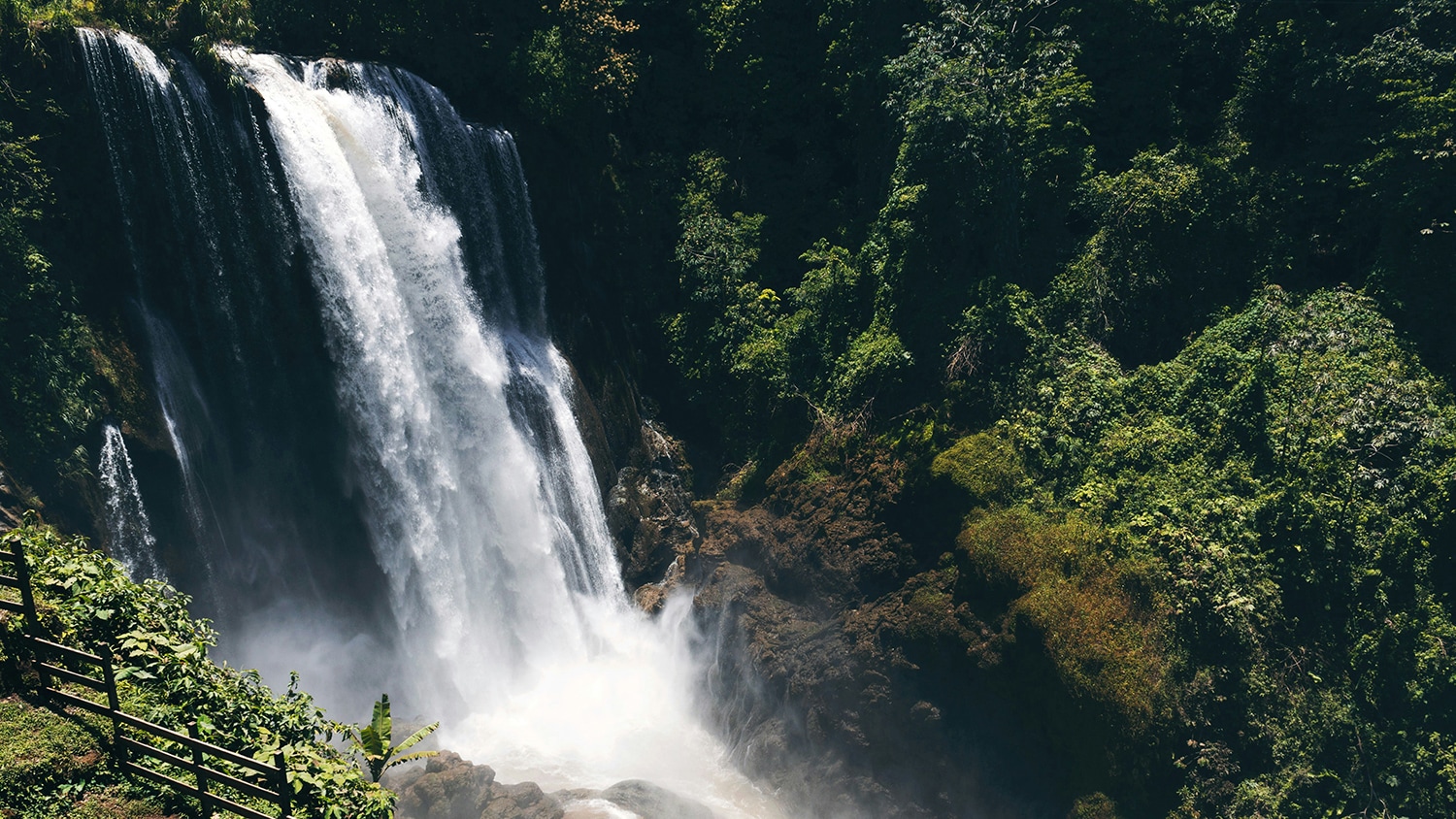Pulhapanzak Waterfalls, San Buenaventura, Honduras