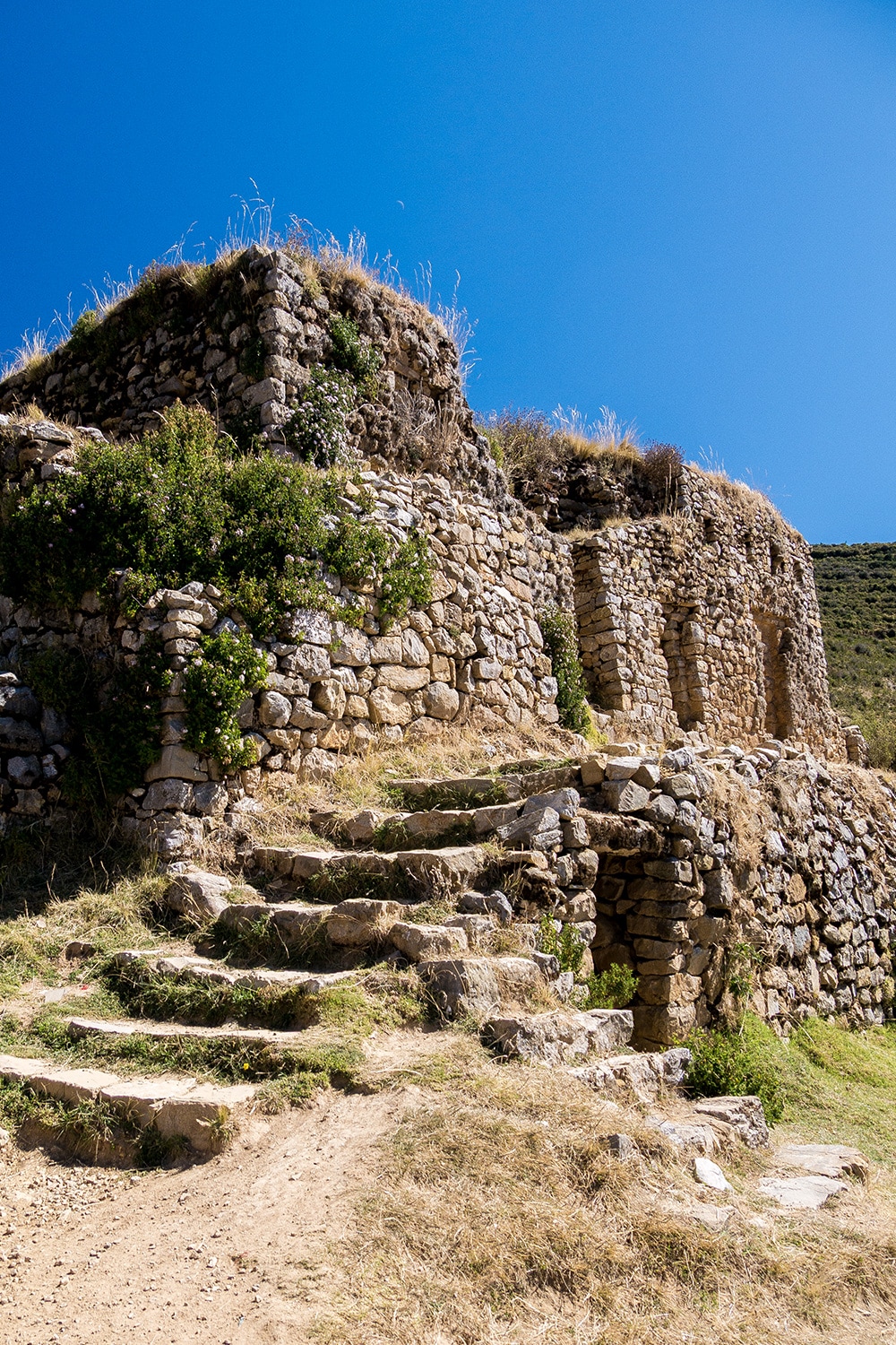 Pre-colombian ruins, Isla del Sol (Titicaca), Bolivia